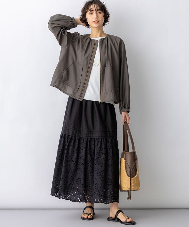 23区 【先行予約】カットワークエンブロイダリー スカート ブラック系