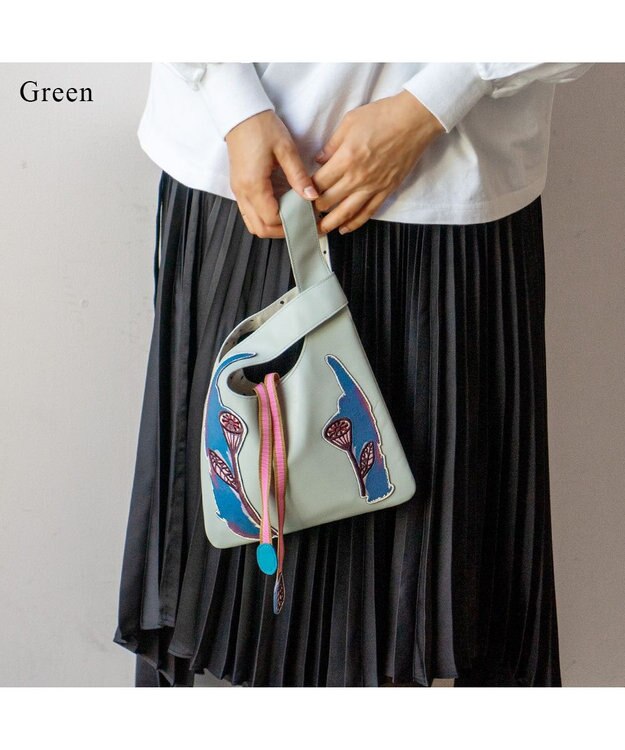 tsumori chisato CARRY 花ししゅう ハンドバッグ ミニバッグ お財布バッグ グリーン