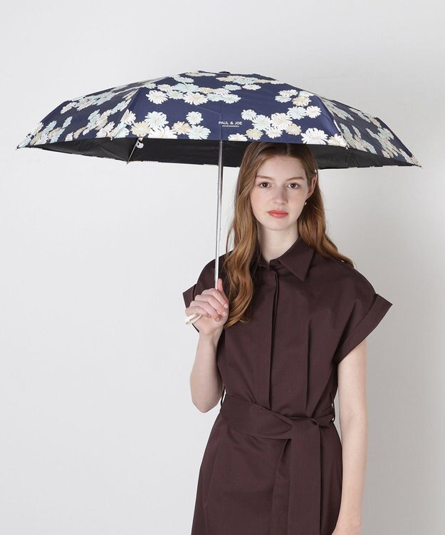 MOONBAT 【一級遮光/コンパクト】PAUL & JOE 晴雨兼用 日傘 折りたたみ日傘 軽量 総柄クリザンテーム 遮熱 UV ネイビーブルー