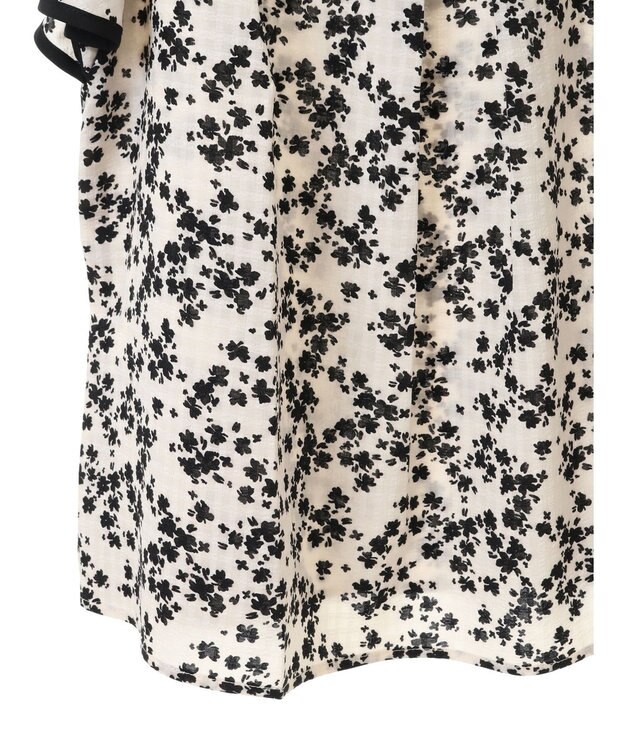 Green Parks アソートバタフライスリーブブラウス Flower