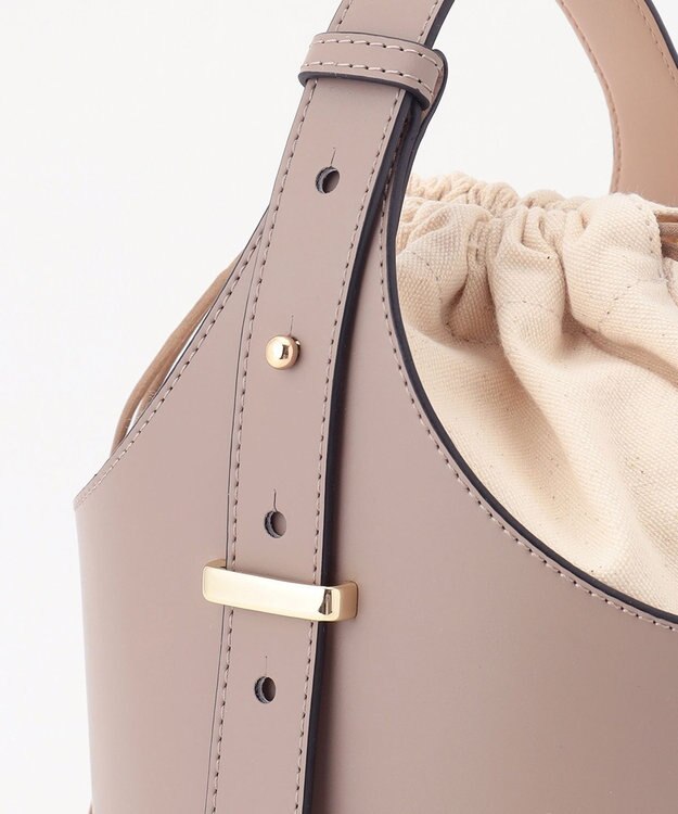 23区 バケツショルダー バッグ アイボリー系