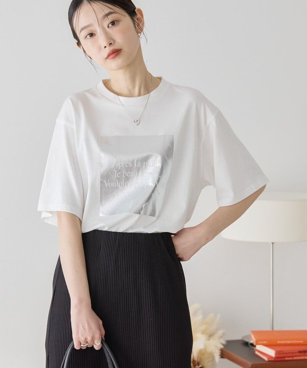 AMERICAN HOLIC ボックスロゴ箔プリントＴシャツ Off White