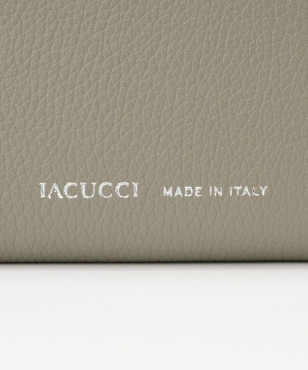 IACUCCI アバ ハーフウォレット CERVO グレージュ
