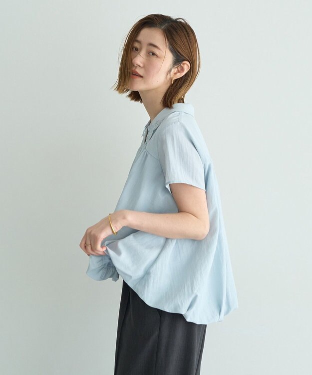 YECCA VECCA 刺繍カラーバルーンヘムブラウス Sax