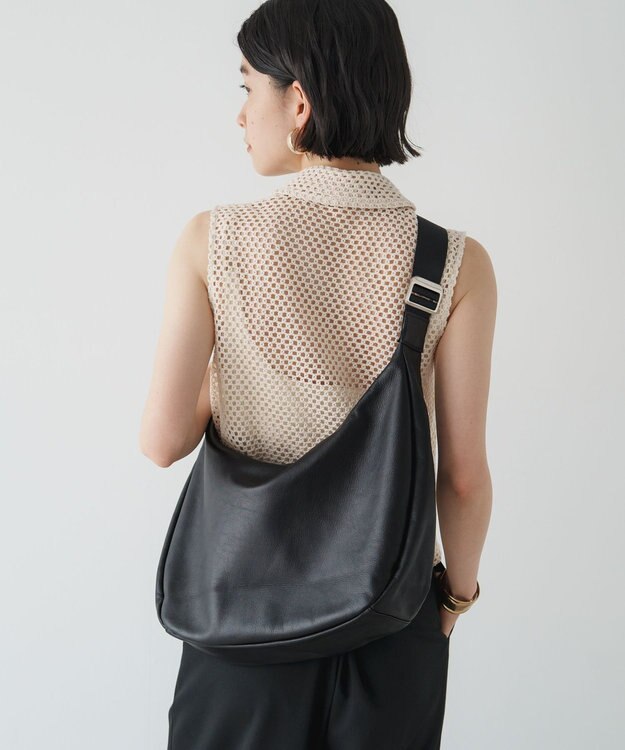 russet ソフトレザーラウンドビッグショルダーバッグ(CE-1325-WEB) Black2（シルバー金具）