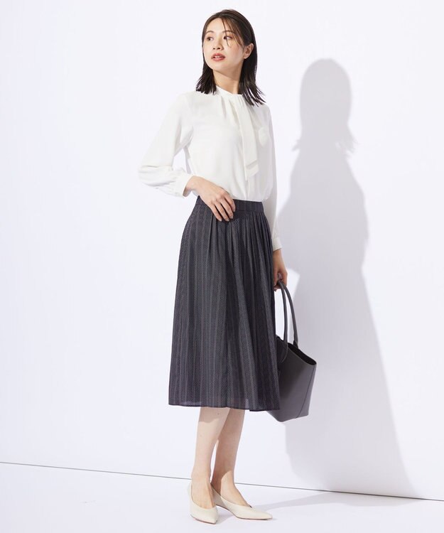 J.PRESS LADIES S 【洗える】パウダージョーゼット ボウタイ バンドカラー ブラウス ホワイト系