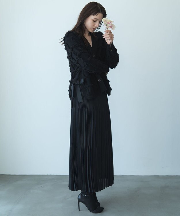 自由区 【カトリエムブーケ】Plis aleatoires シアープリーツスカート ネイビー