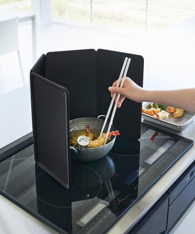 tower マグネットレンジガード タワー 4枚パネル ブラック ブラック