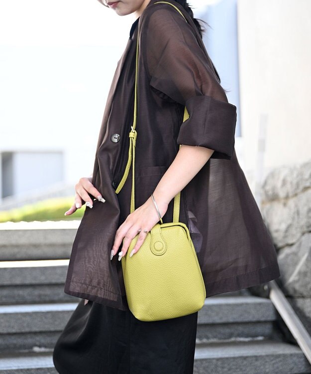 Atelier nuu 【定番シリーズ/国内生産】parcel mist ダレスポシェット ピスタチオ