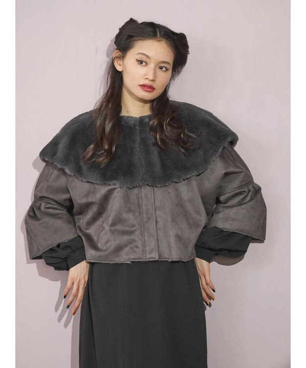 Green Parks ■ＥＳＣＡＲ　フラッフィーケープ付ショートコート Charcoal Gray