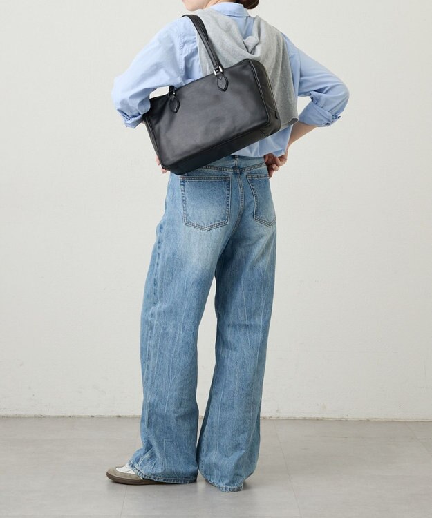 russet 【2025AW新作】ソフトレザーボストンバッグ(CE-1590) Black