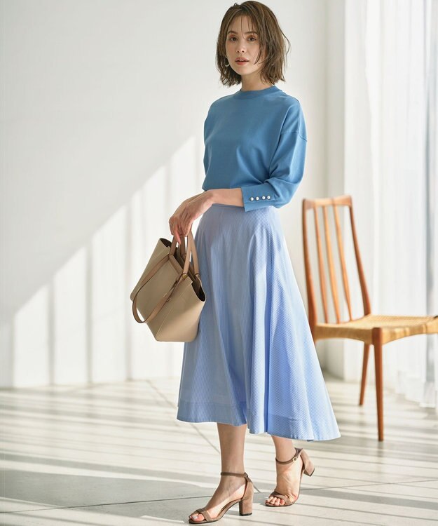 組曲 【セットアップ着用可・WEB限定】コンパクトシャーティング フレアスカート スカイブルー系1