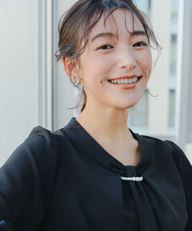 Tiaclasse 【安田美沙子さん着用・金属アレルギー対応】ツイストドロップイヤリング シルバー