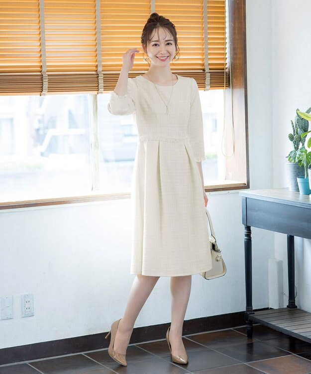 Tiaclasse 絶妙なMIXカラーのツイード素材で存在感溢れるタックワンピース オフホワイト