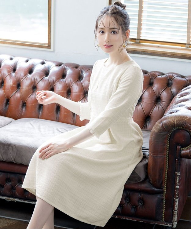 Tiaclasse 絶妙なMIXカラーのツイード素材で存在感溢れるタックワンピース オフホワイト