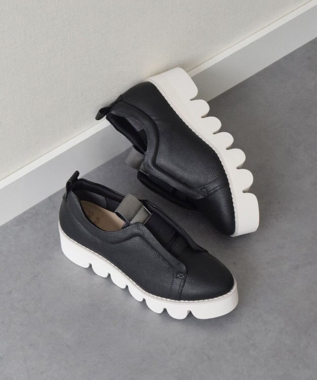 Bridget Birkin 【Round About】甲ゴムヒールアップスニーカー ブラック