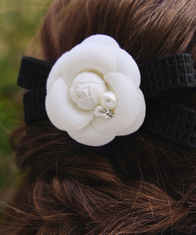 Tiaclasse 【安田美沙子さん着用・選べる2TYPE】ローズモチーフバレッタ オフホワイト×ブラックA