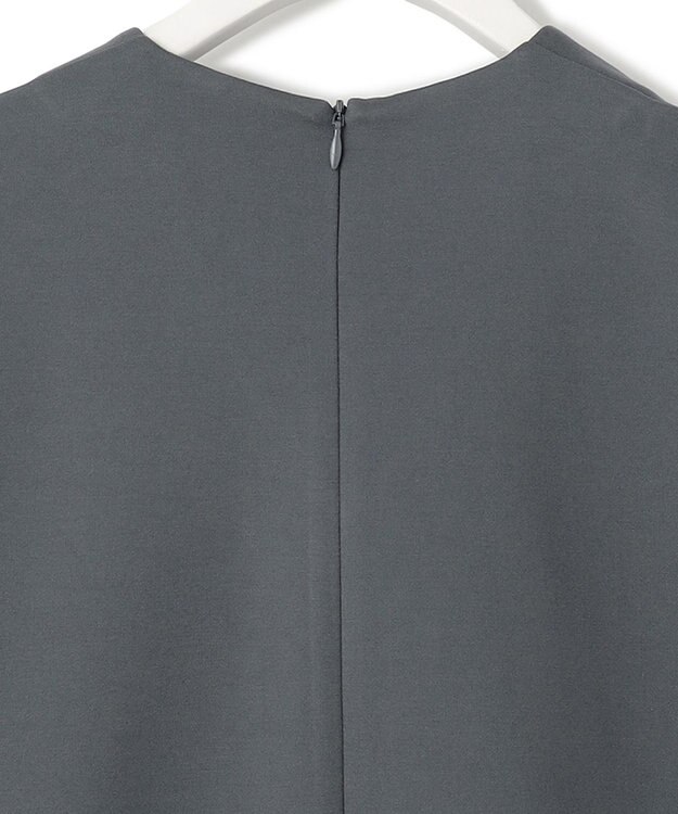 ICB 【WEB限定・洗える】ストレッチポンチ Vネックワンピース ダルブルー系