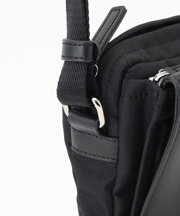 Y'SACCS ベルトスクエアミニマムショルダーバッグ ブラック