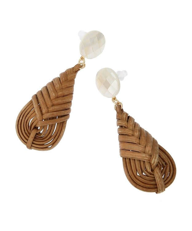 Green Parks ｅｖｅｒｙ　ｗａｌｋ．シェルパーツシズク編みピアス Brown