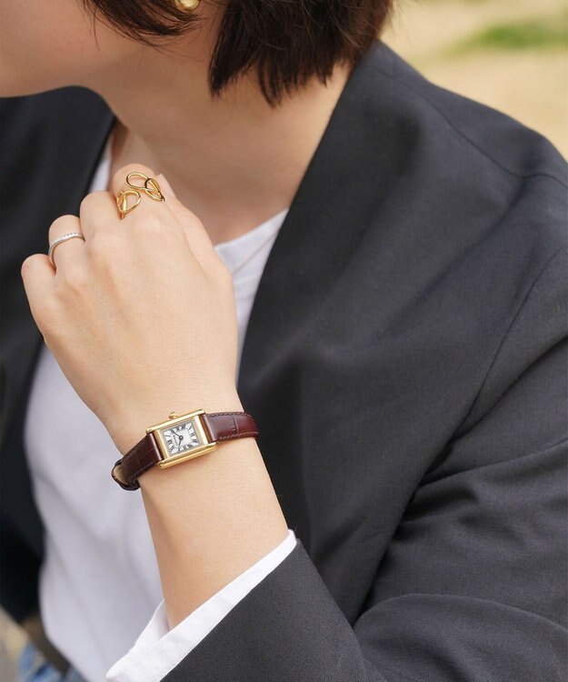 CITIZEN 【クラシカルなスクエアケース】イエローゴールドが華やかな腕時計 EG2797-13A イエローゴールド