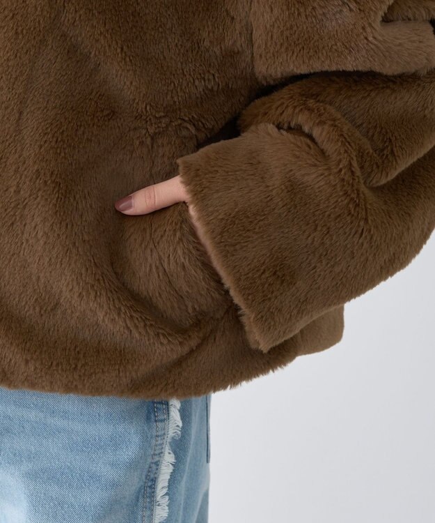 earth music&ecology ファーショートブルゾン Brown