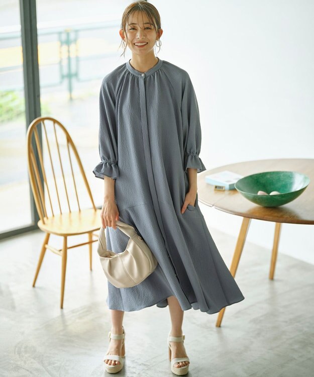 組曲 【WEB限定】クレープストレッチ シャツワンピース ダスティブルー系