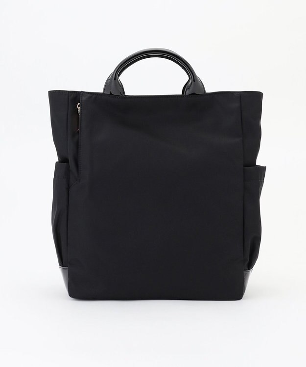 LA BAGAGERIE ツイルナイロン×エナメル リュックサック ブラック