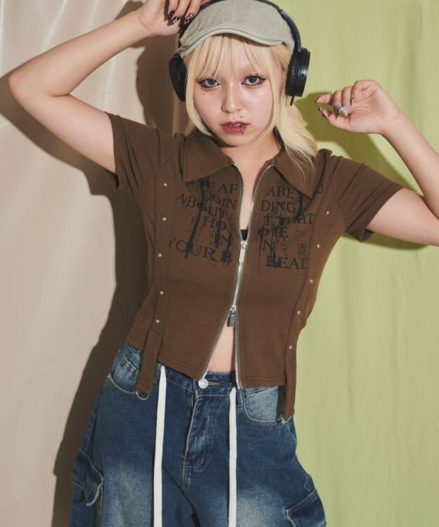 WEGO WジップスタッズクロップドSSトップス カーキ