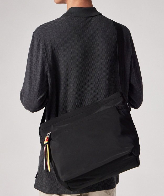 Paul Smith PSライトポリエステル ショルダーバッグ ブラック