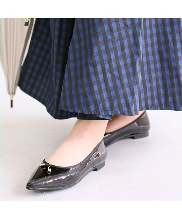 MODE ET JACOMO <carino>【レイン対応】中敷きデザインバレエシューズ ブラックエナメル