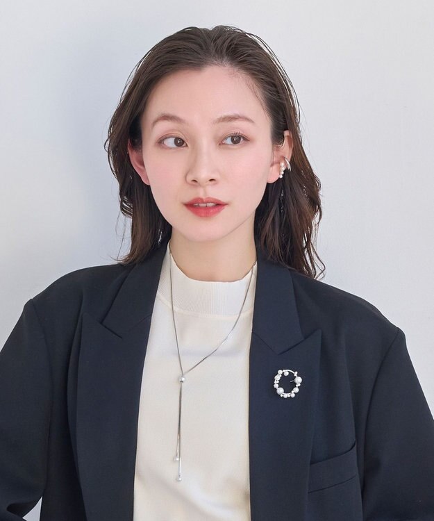 Phoebe 〈シリーズ累計販売10000点突破！〉ドレッシングパールイヤーカフ　シルバー シルバー