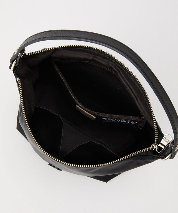 russet シンプルショルダーバッグ【クラウズナイロン】(CE-1467) Black