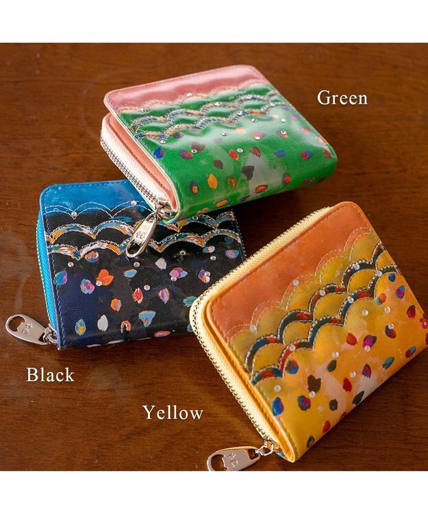 tsumori chisato CARRY カラフルレオパード ラウンドファスナー 2つ折り財布 イエロー