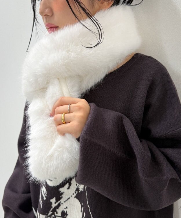 WEGO ボリュームファータッチマフラー ホワイト