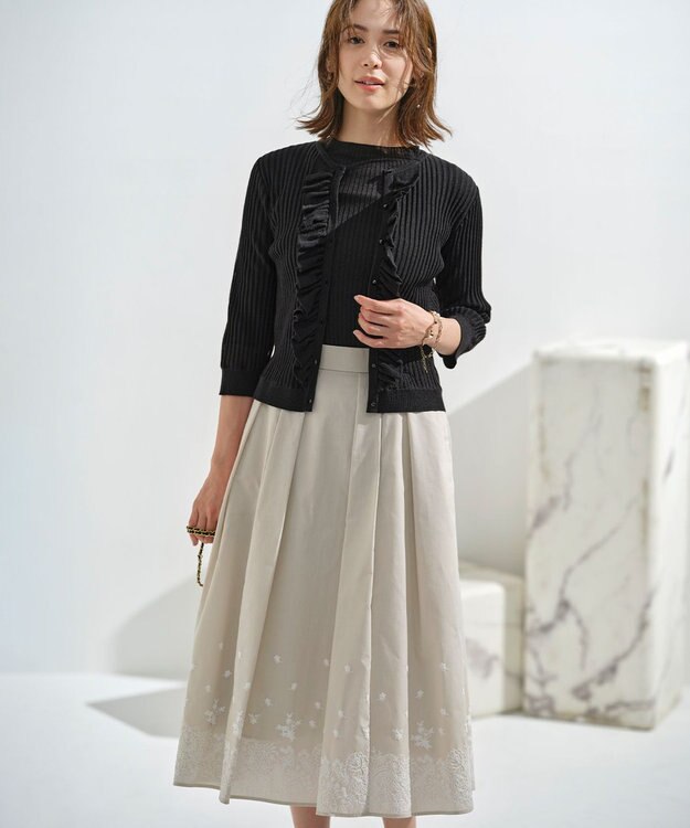 組曲 レースパネルプリント タックフレアスカート クリームベージュ系