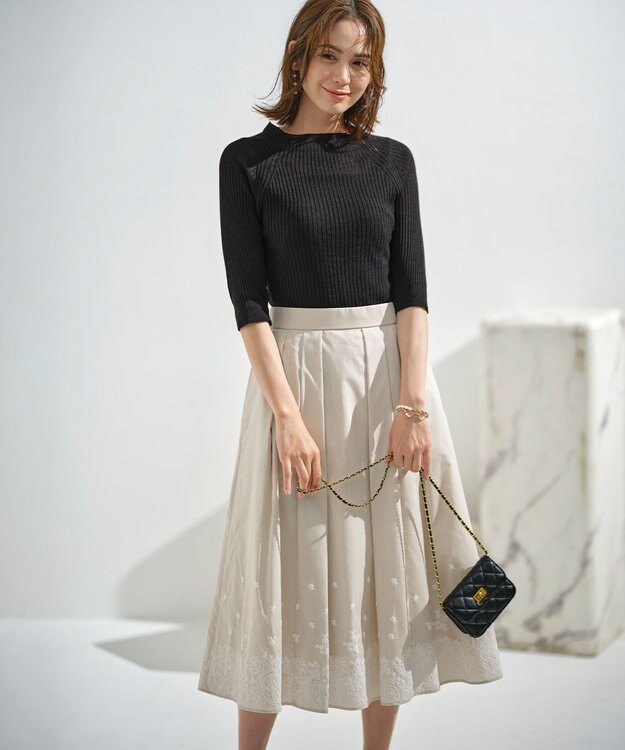 組曲 レースパネルプリント タックフレアスカート クリームベージュ系