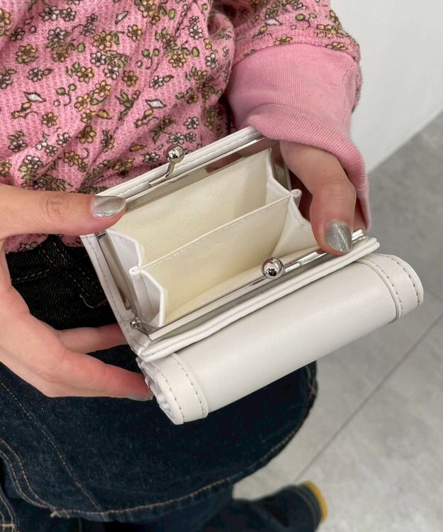 WEGO フラワーガマ口ウォレット ホワイト