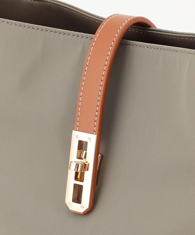 LA BAGAGERIE ひねり金具付きエレガンストート　Mサイズ グレージュ