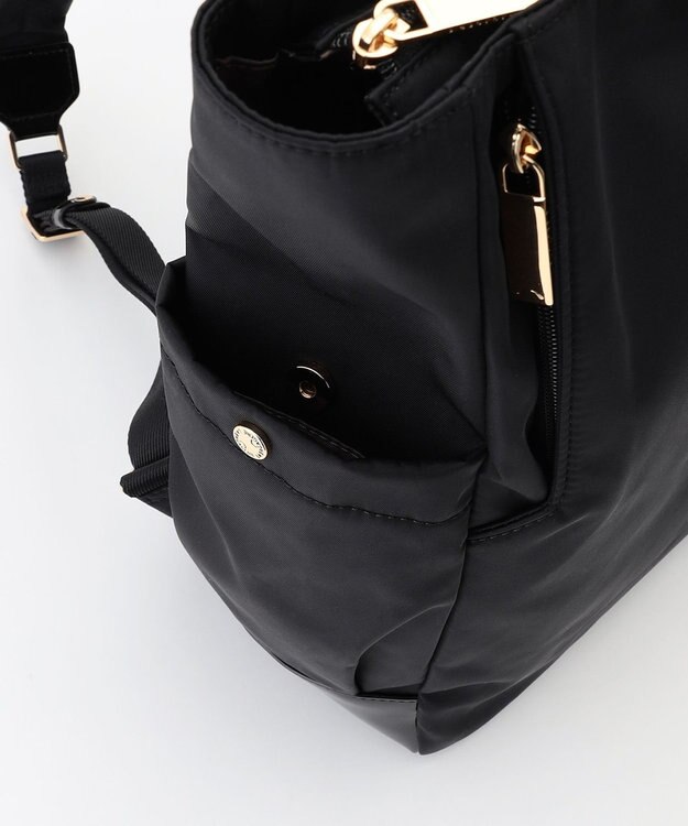 LA BAGAGERIE ツイルナイロン×エナメル リュックサック ブラック