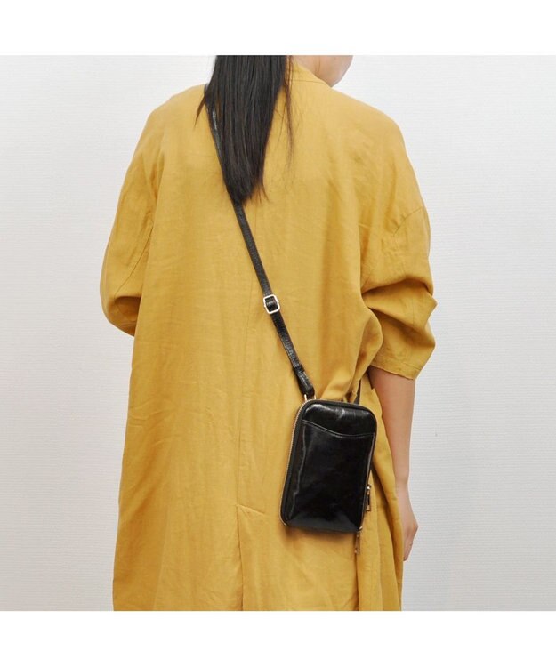 UNBILLION cachecache メタリックマルチミニショルダー ブラック