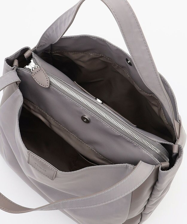 Y'SACCS スクエアすっきりトート Mサイズ グレージュ