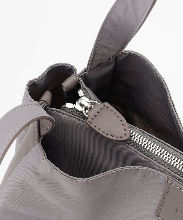 Y'SACCS スクエアすっきりトート Mサイズ グレージュ