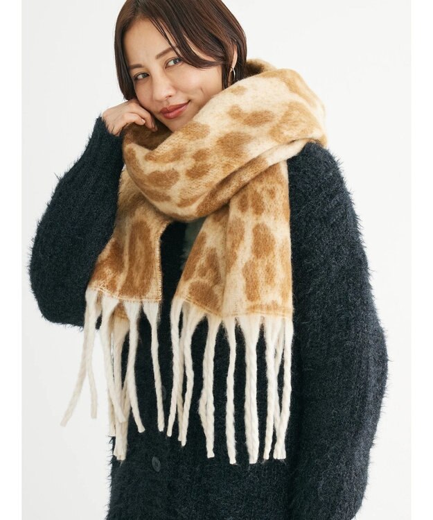 Green Parks ・レオパードマフラー Camel