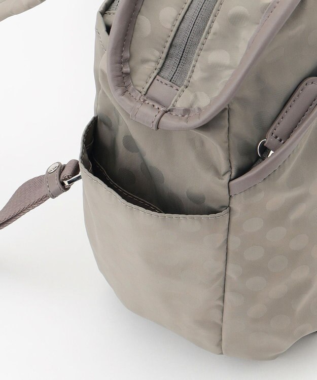 Y'SACCS Polka Dots　パイピングポケットコンパクトリュック グレージュ