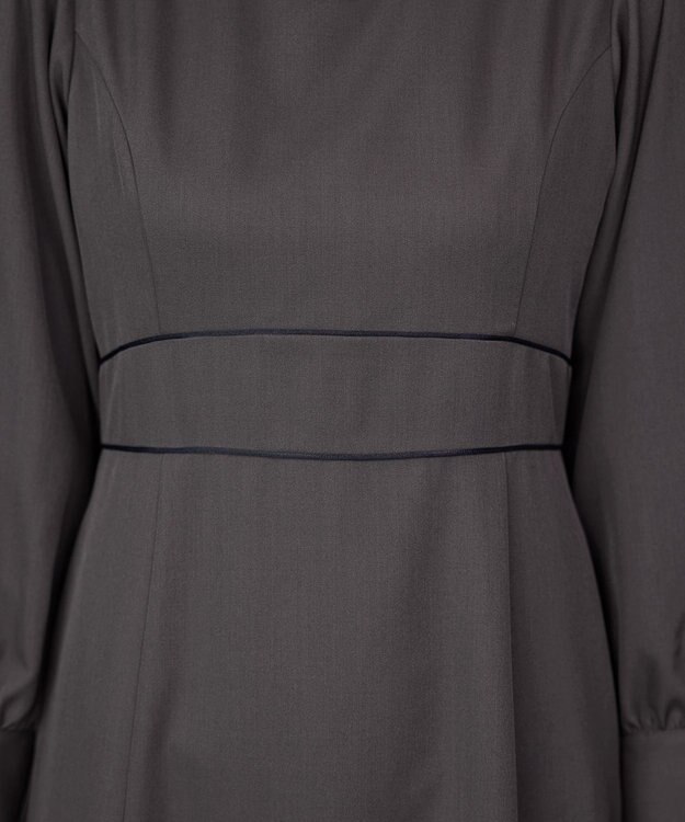 Tiaclasse L パイピングフレアワンピース チャコールグレー