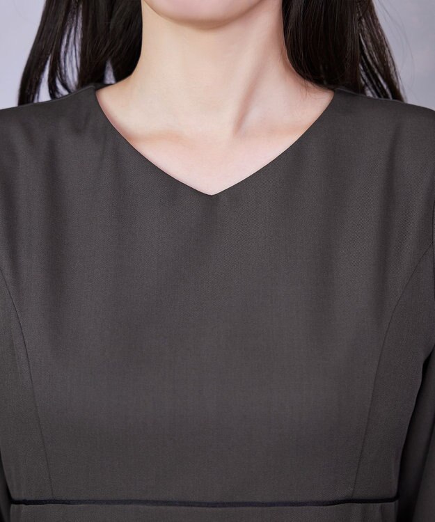 Tiaclasse L パイピングフレアワンピース チャコールグレー