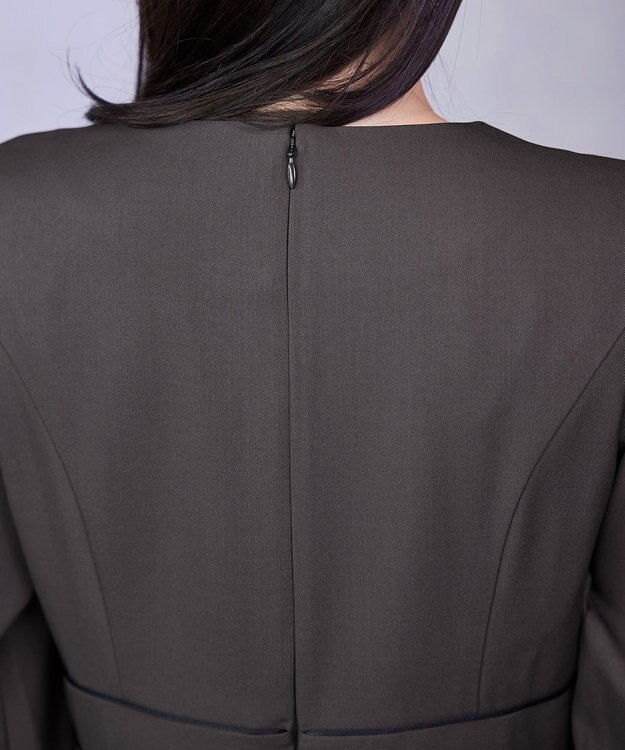 Tiaclasse L パイピングフレアワンピース チャコールグレー