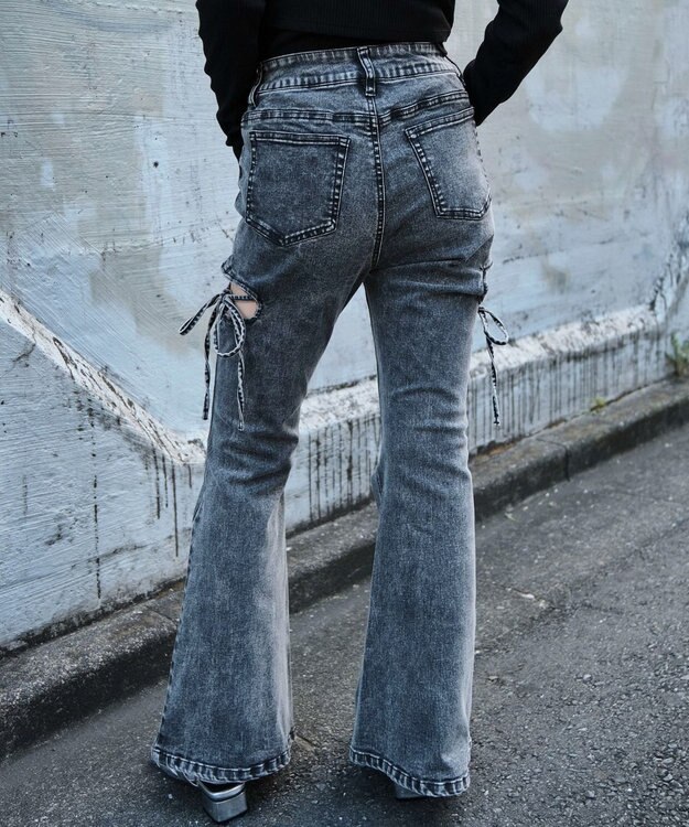 WEGO カットアウトリボンストレッチデニムフレアパンツ デニムブラックソノタ