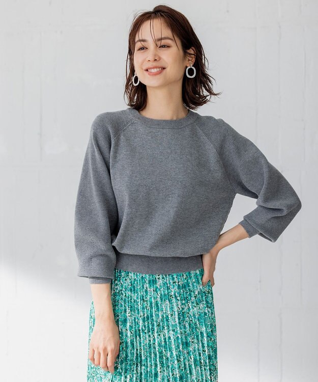 組曲 【選べる8色展開・春まで使える！】バックレースカラー ニット ライトグレー系